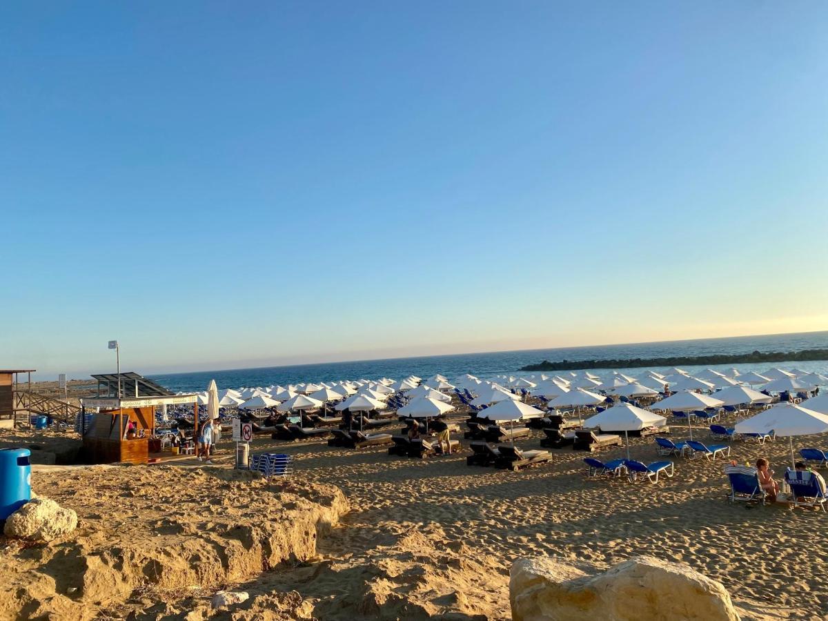 Beautiful Apartment Near The Sea And A Large Private Garden Paphos 外观 照片