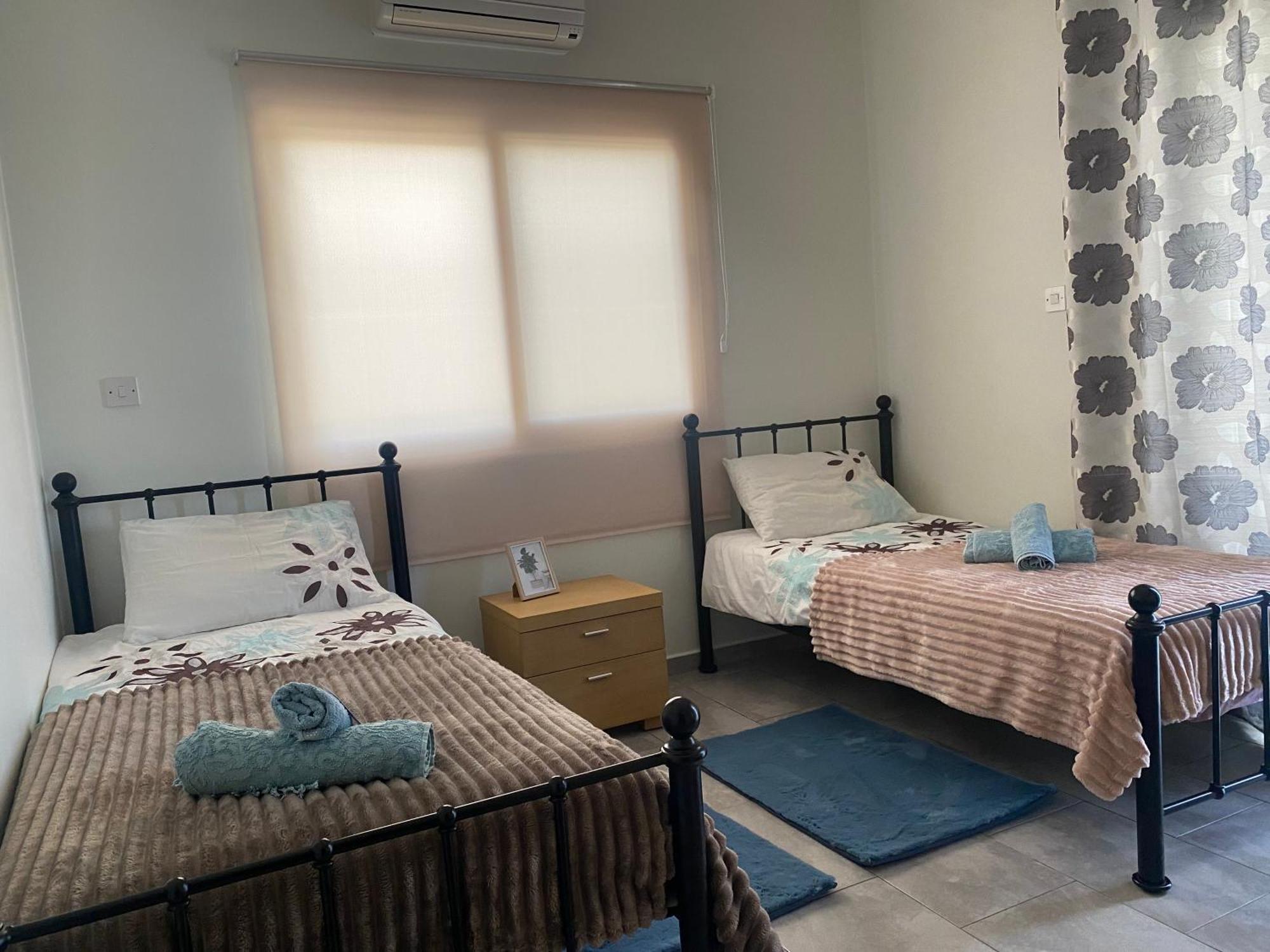 Beautiful Apartment Near The Sea And A Large Private Garden Paphos 外观 照片