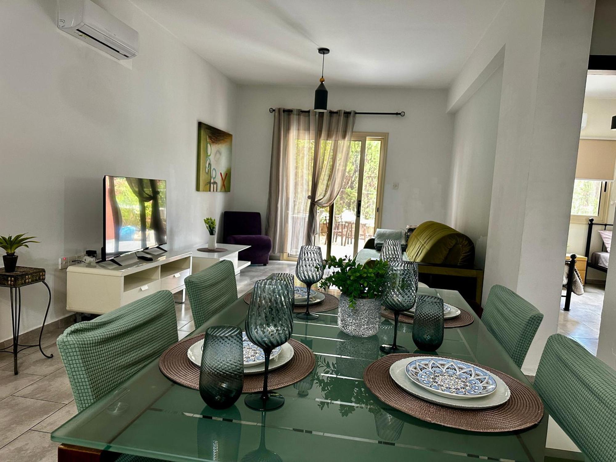 Beautiful Apartment Near The Sea And A Large Private Garden Paphos 外观 照片
